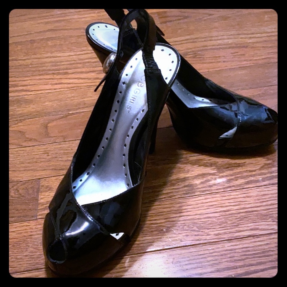 BCBGirls pumps